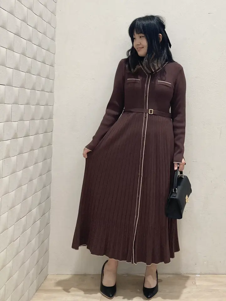 ANY SIS 川根　彩 コーディネート画像