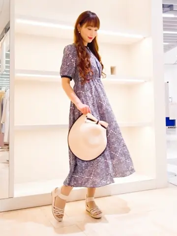 ANY SIS 福本 加奈 コーディネート画像