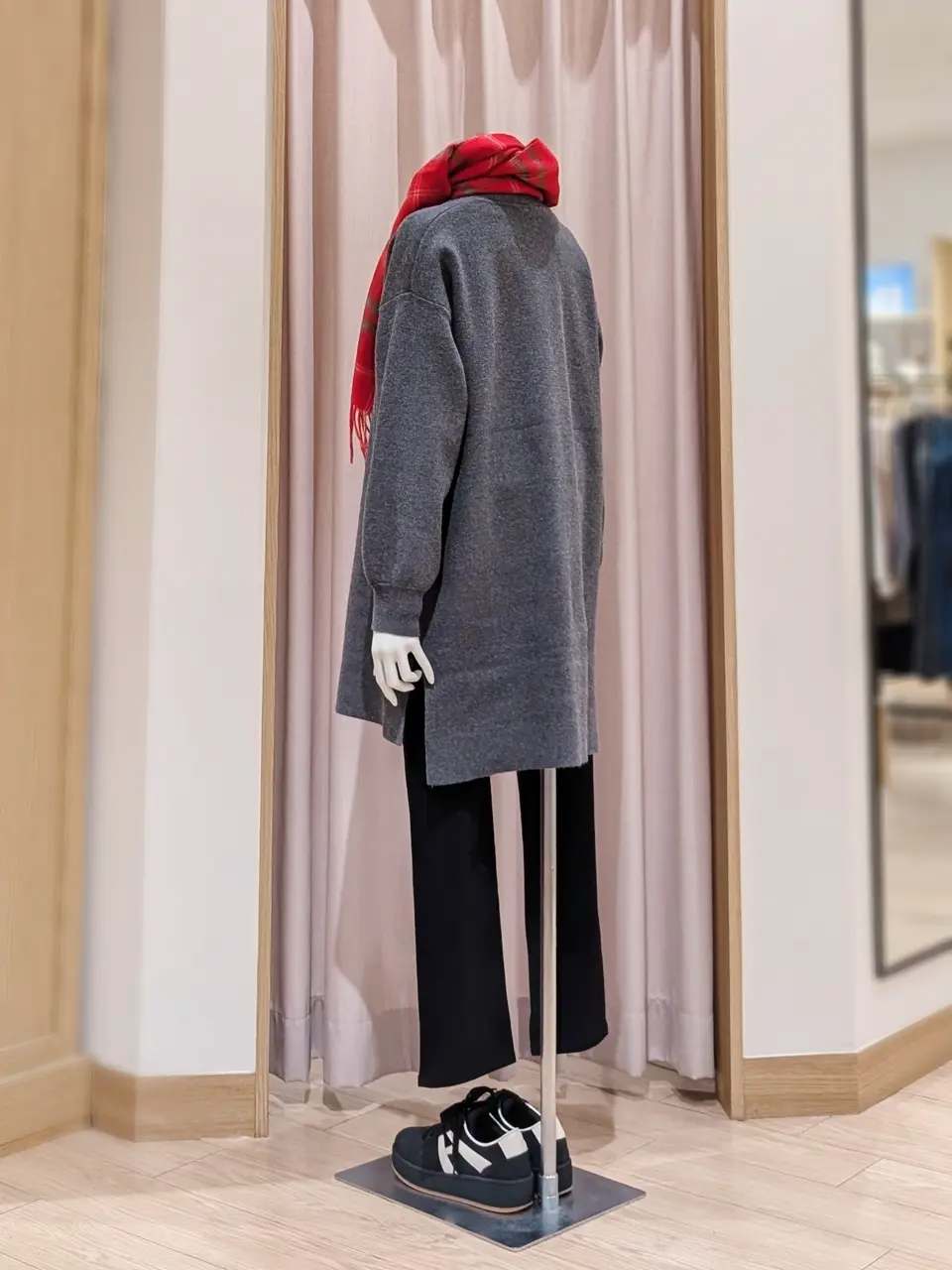 ANY 岩田 コーディネート画像