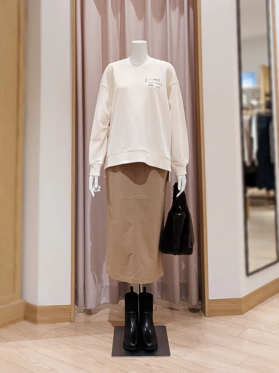 ANY 岩田 コーディネート画像