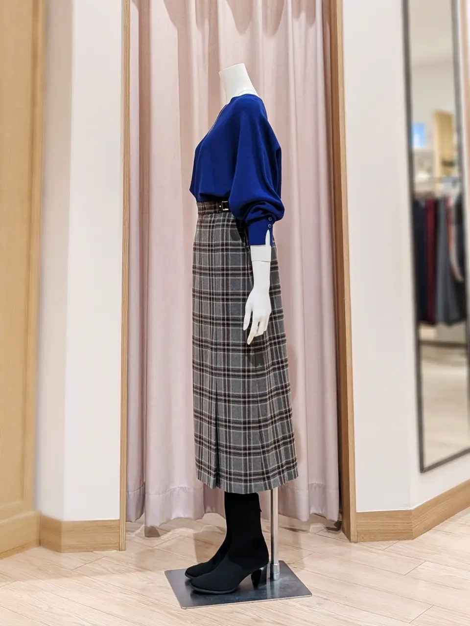 ANY SIS 岩田 コーディネート画像