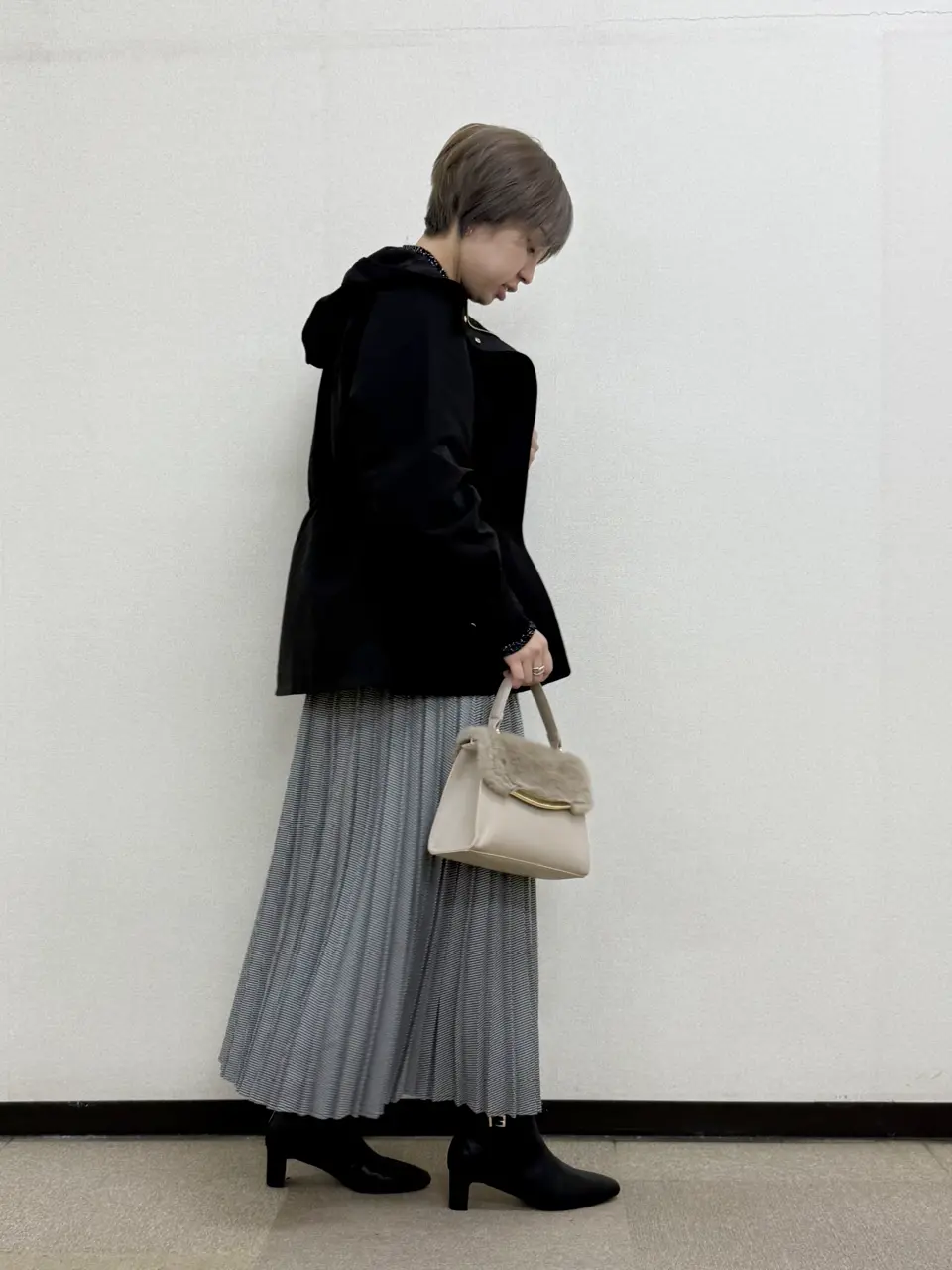 ANY SIS 村上 コーディネート画像