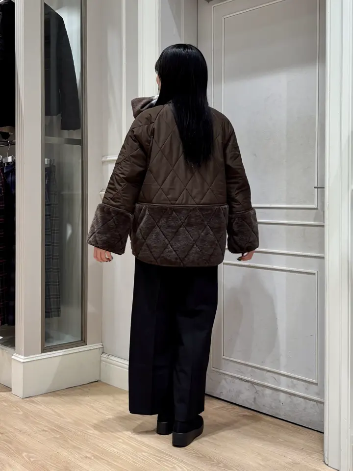 ANY SIS erika コーディネート画像