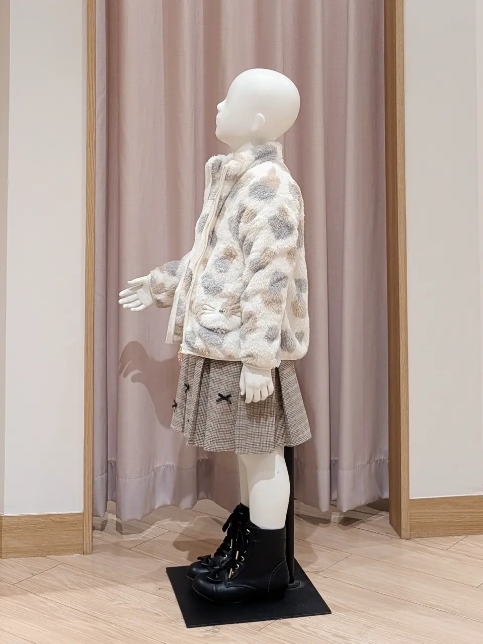 ANY 奥原 コーディネート画像