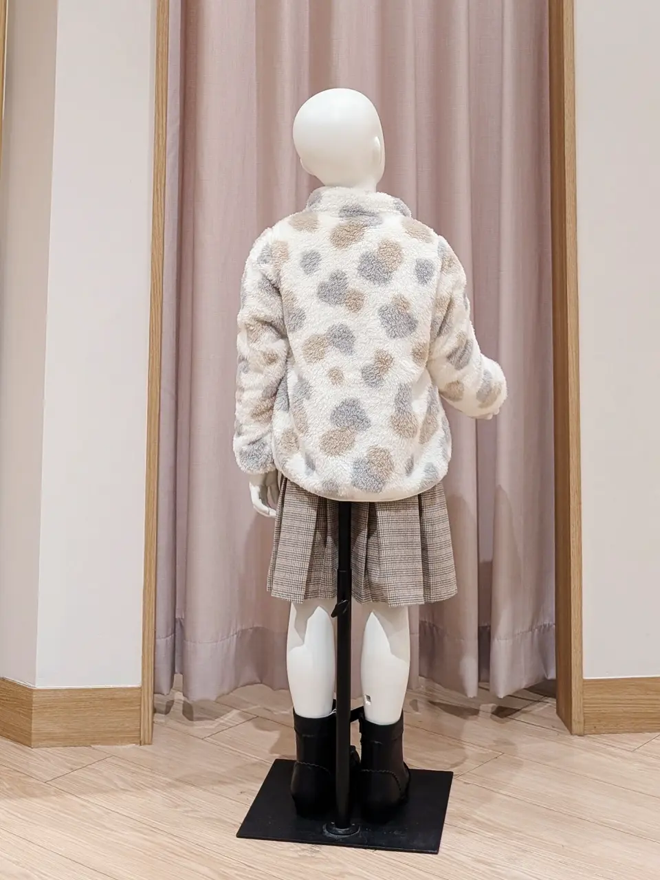 ANY 奥原 コーディネート画像