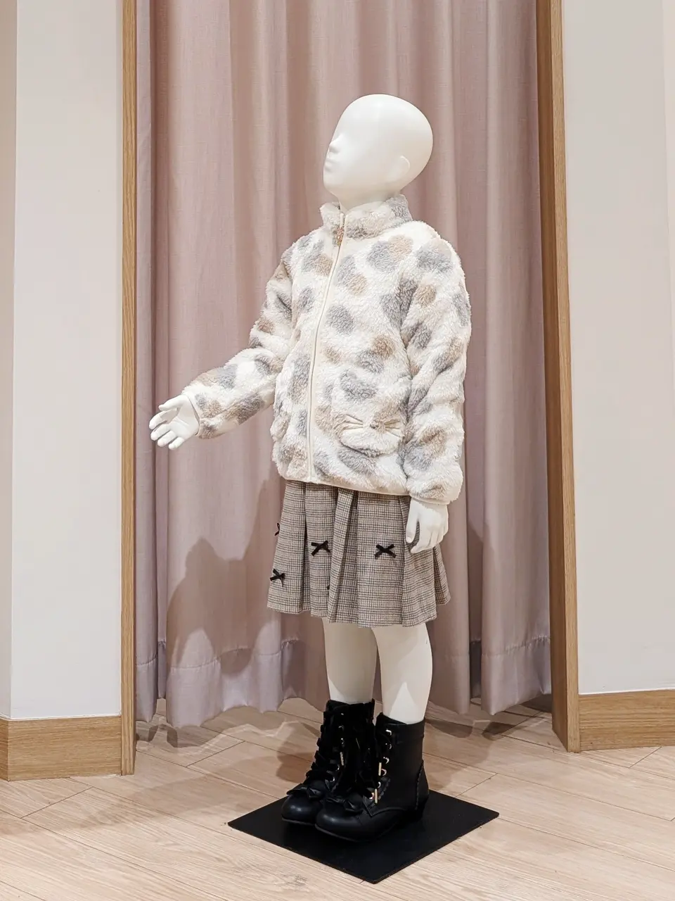 ANY 奥原 コーディネート画像