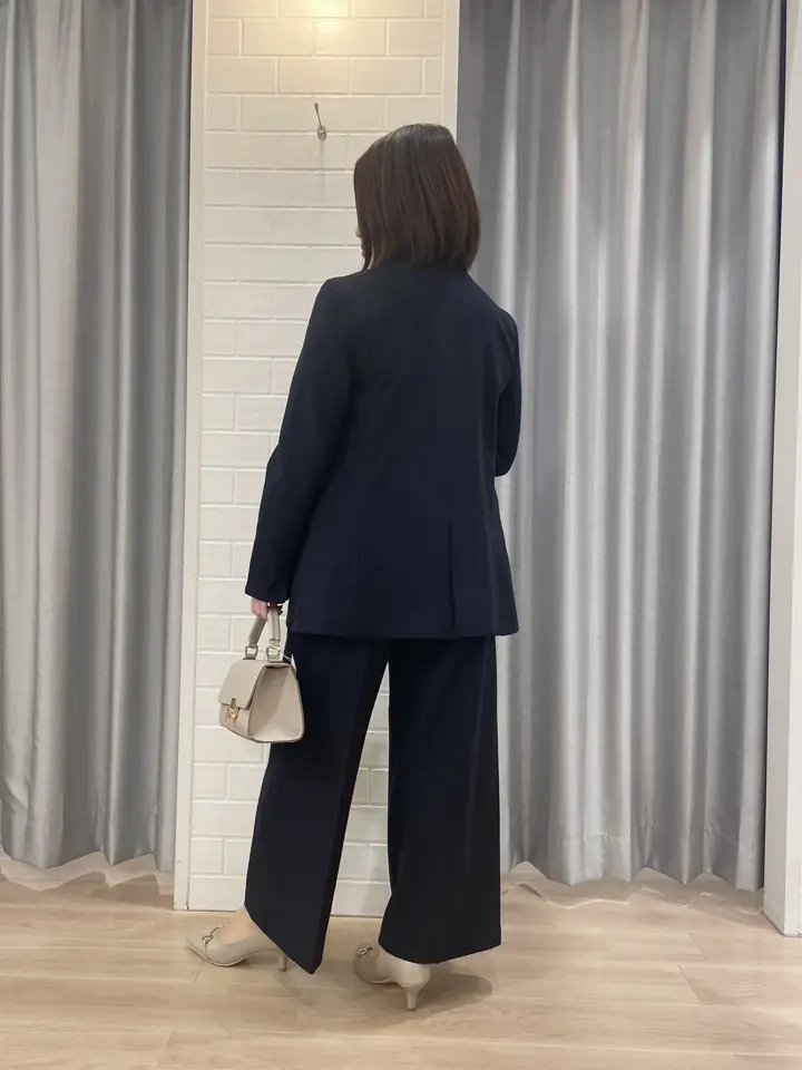 ANY SIS 丸岡 コーディネート画像