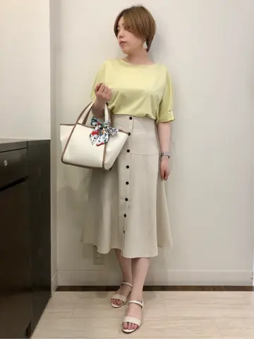 ANY SIS スタッフ コーディネート画像