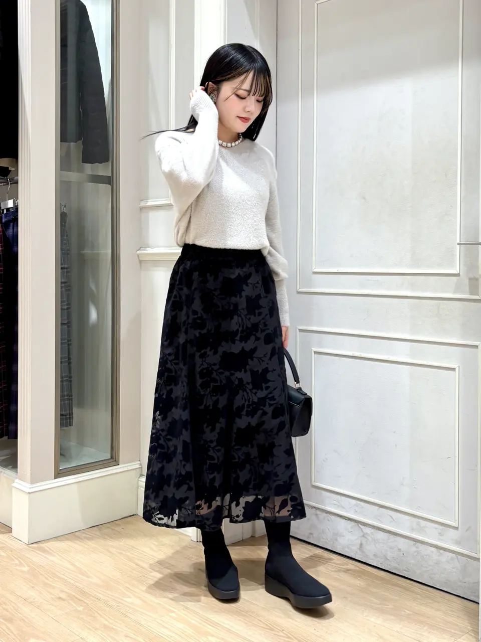 ANY SIS erika コーディネート画像