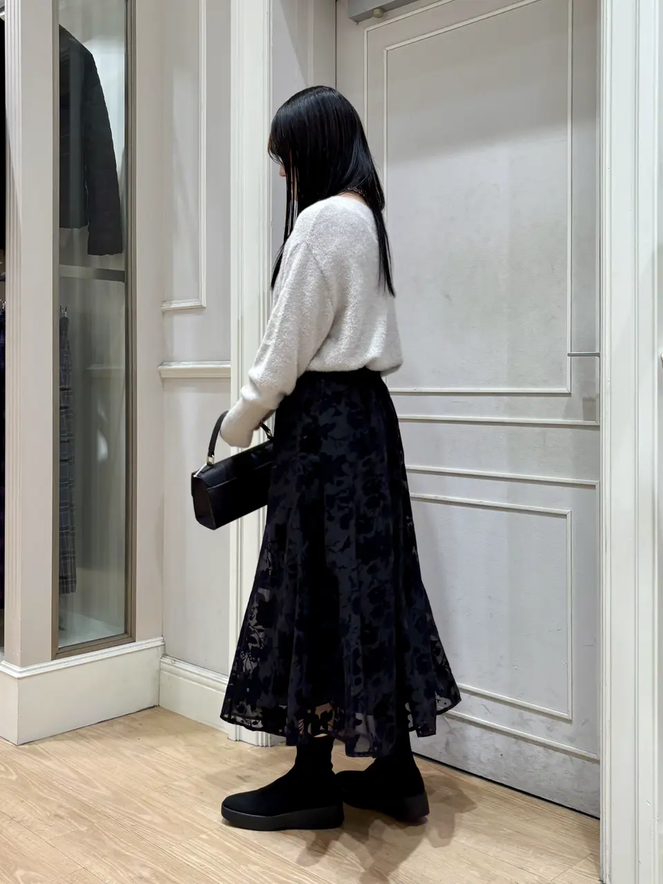 ANY SIS erika コーディネート画像