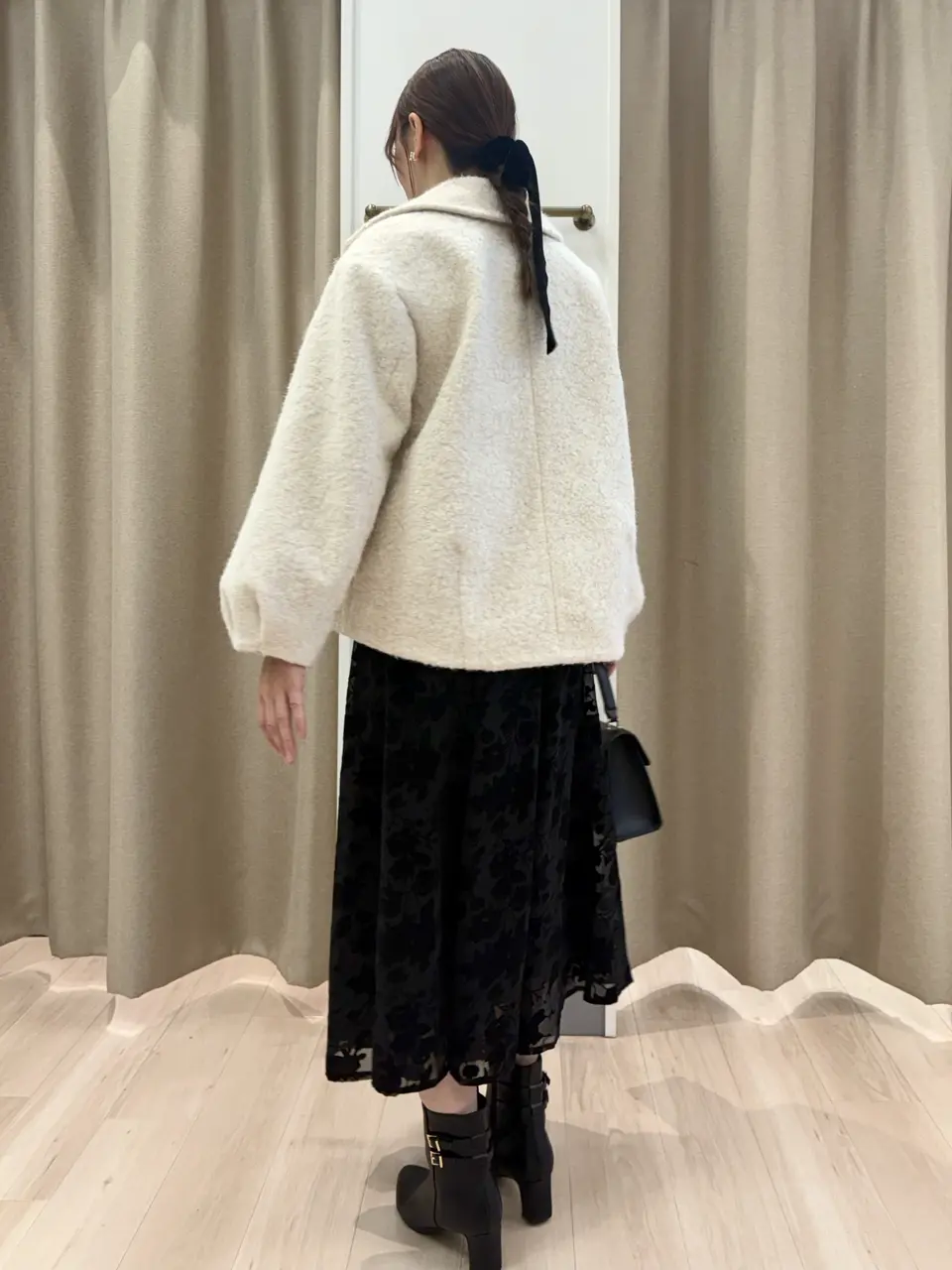 ANY SIS 笠羽 コーディネート画像