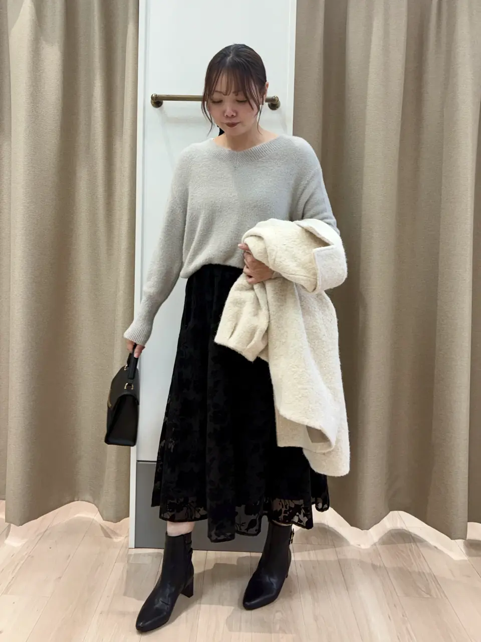 ANY SIS 笠羽 コーディネート画像