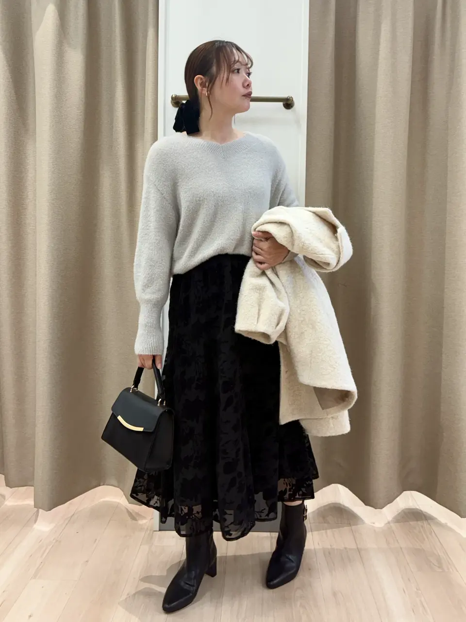 ANY SIS 笠羽 コーディネート画像