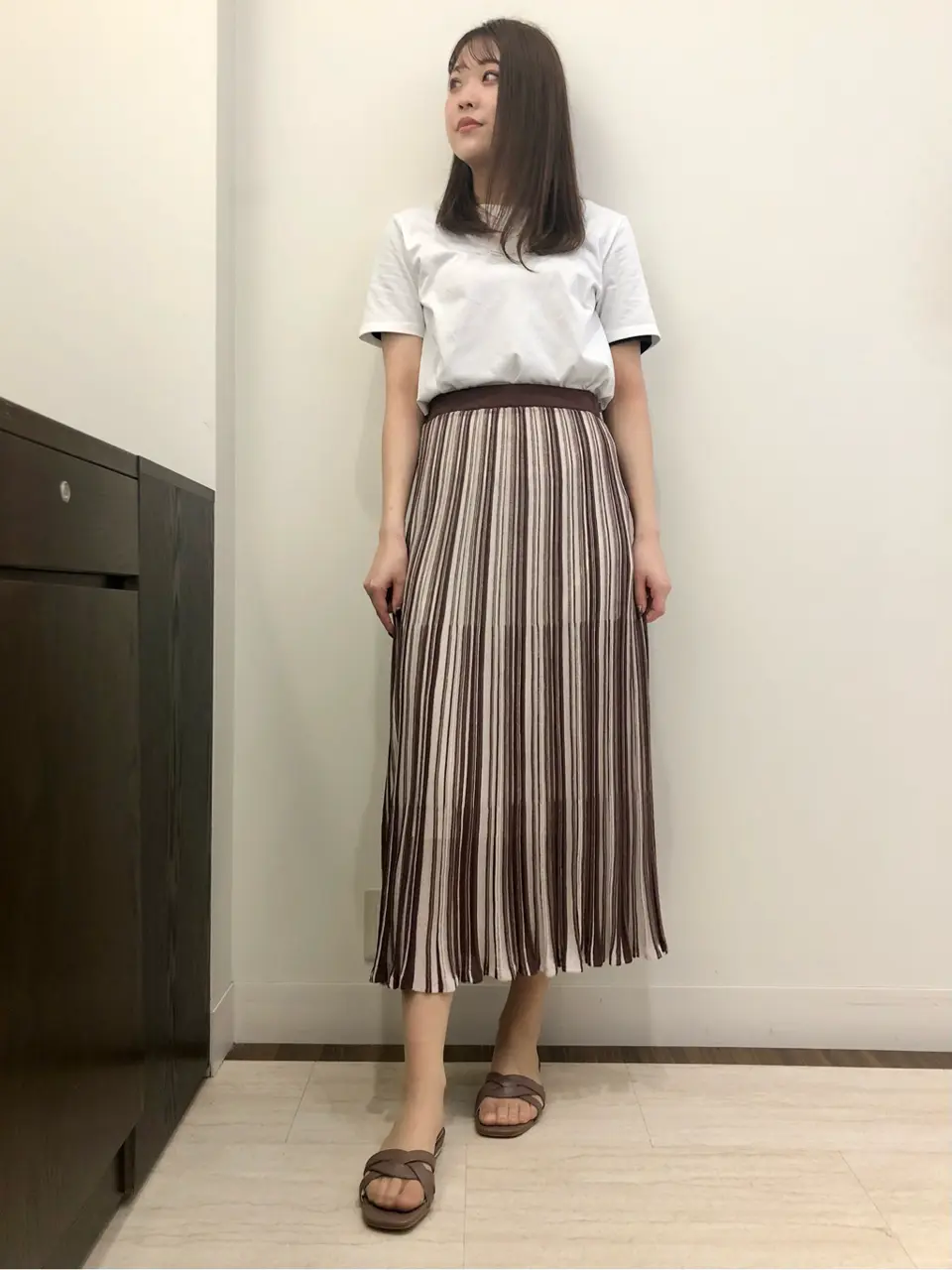 ANY SIS スタッフ コーディネート画像