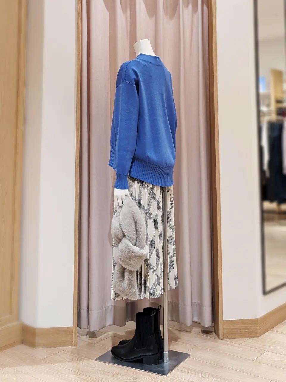 ANY 岩田 コーディネート画像