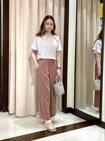 ANY SIS STAFF コーディネート画像