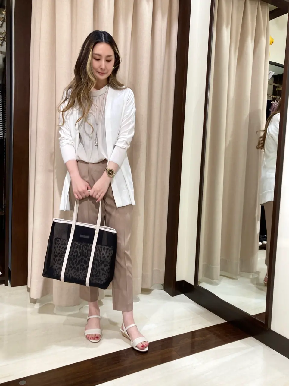 ANY SIS STAFF コーディネート画像