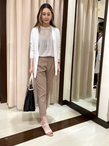 ANY SIS STAFF コーディネート画像