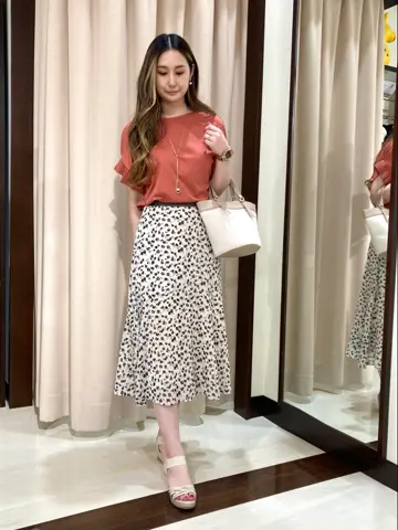 ANY SIS STAFF コーディネート画像