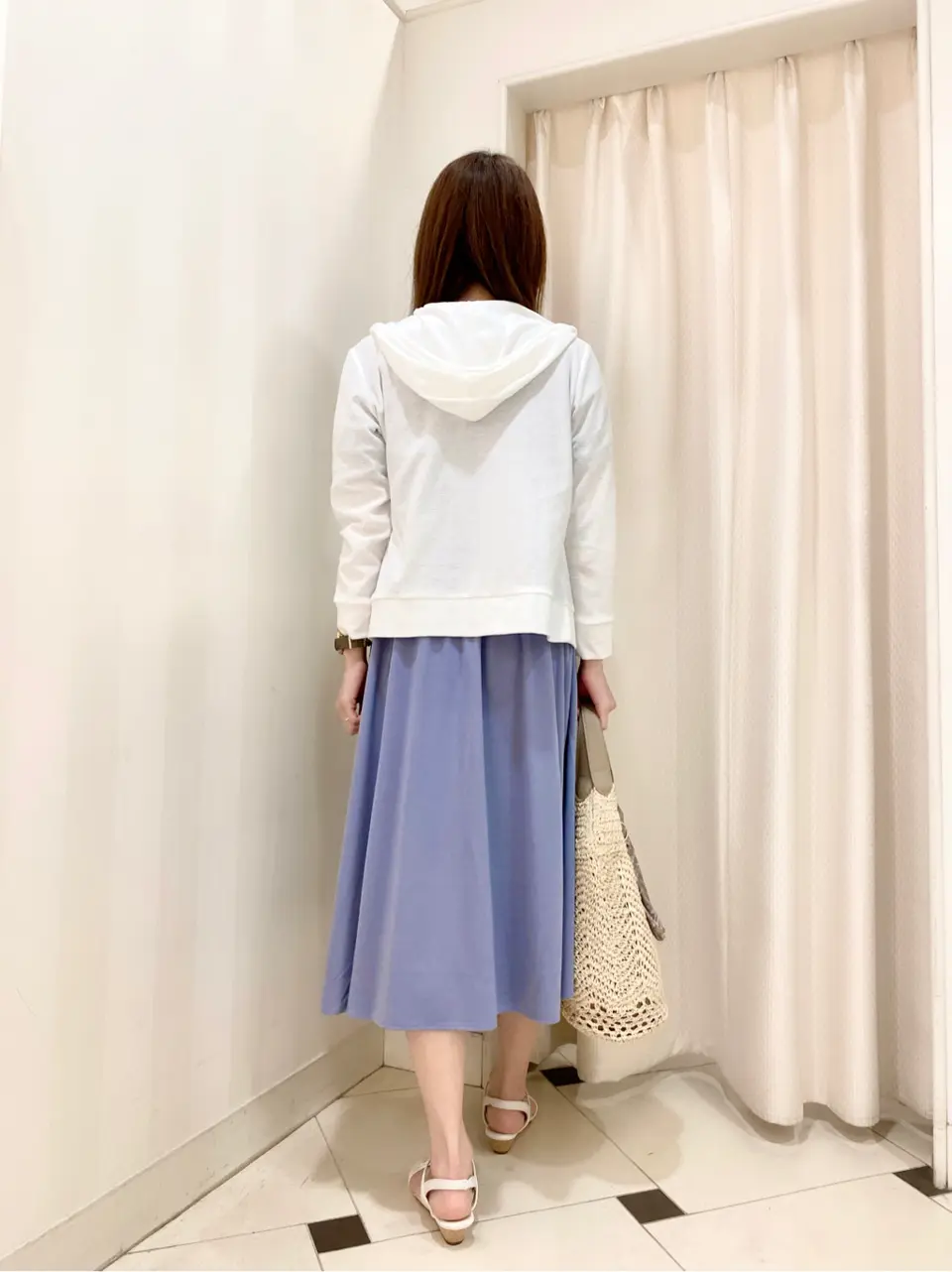 ANY SIS 金井 コーディネート画像