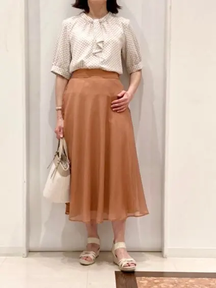 ANY SIS スタッフ コーディネート画像