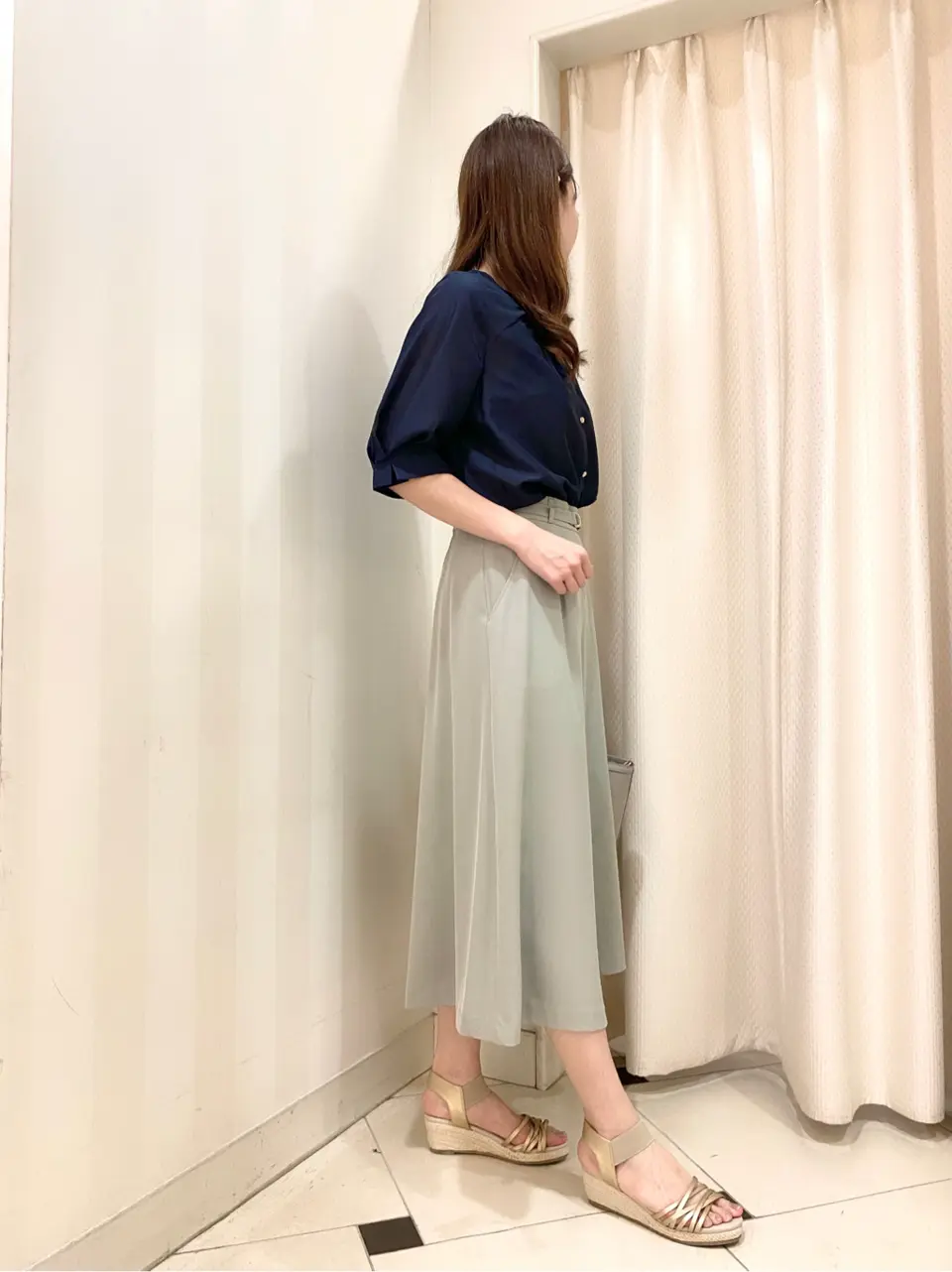 ANY SIS 金井 コーディネート画像