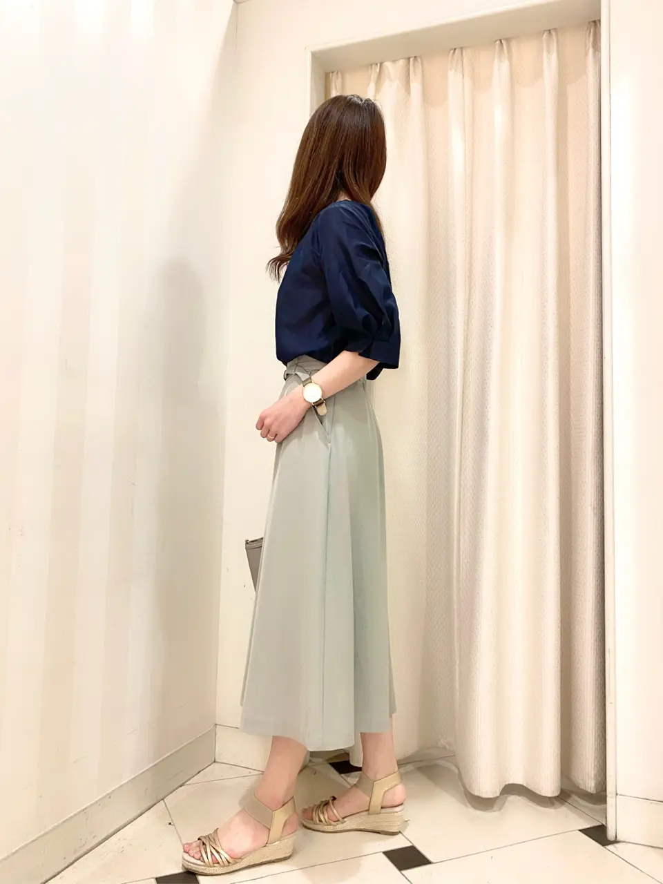 ANY SIS 金井 コーディネート画像