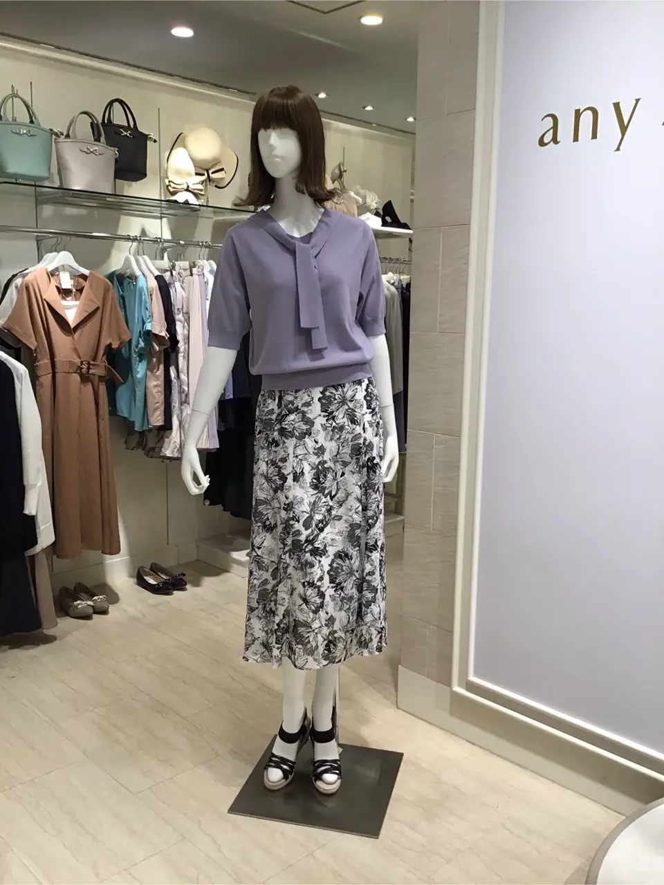 ANY SIS 島崎 コーディネート画像