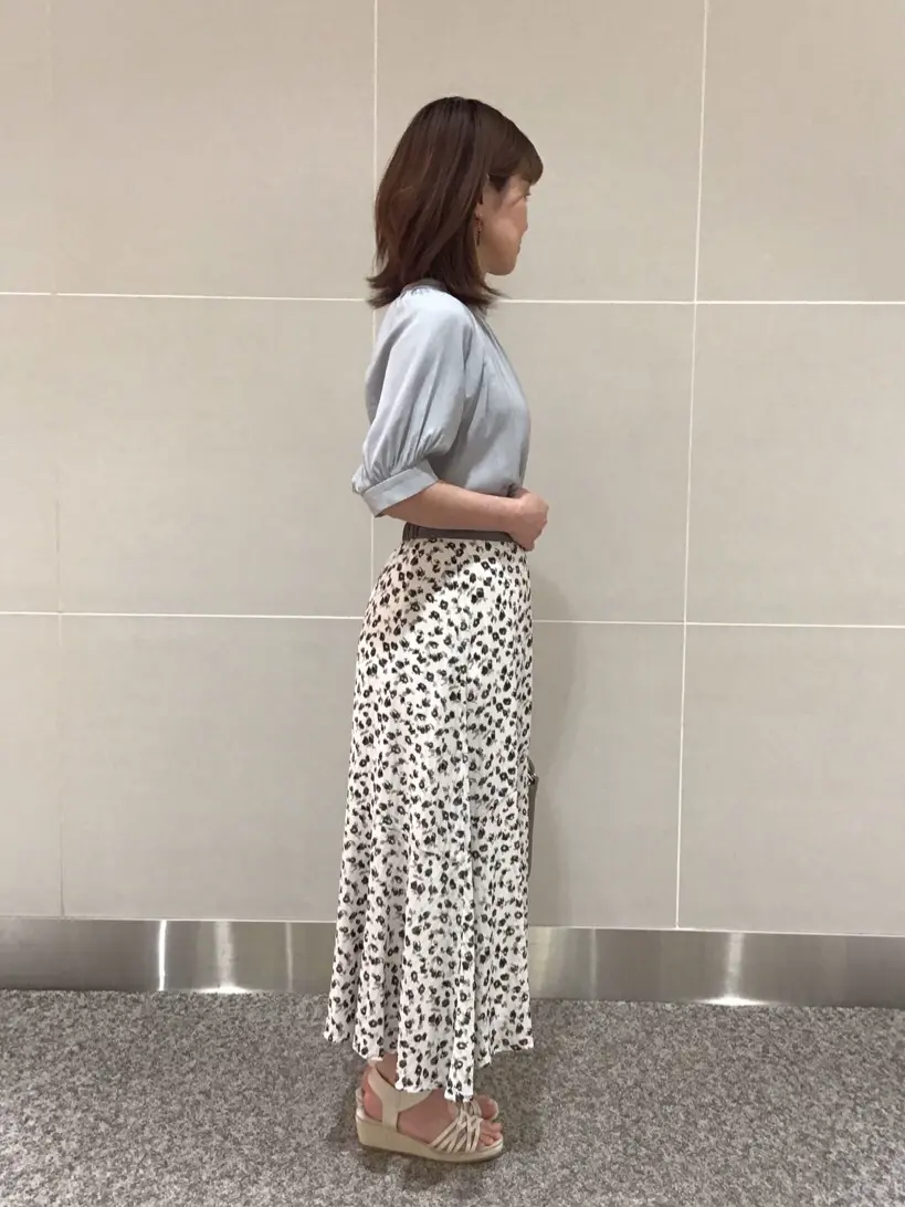 ANY SIS 浅野 コーディネート画像