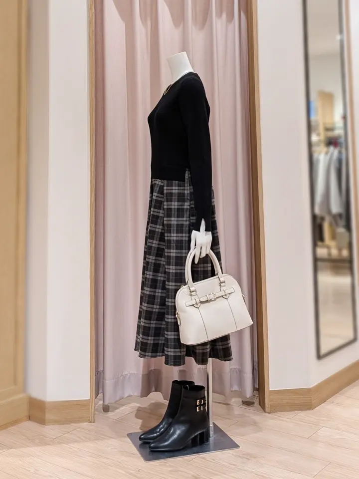 ANY SIS 岩田 コーディネート画像