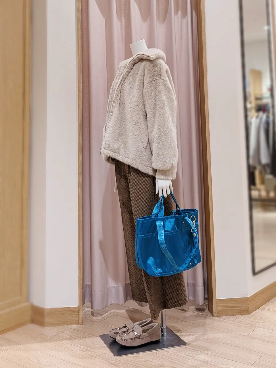 ANY 岩田 コーディネート画像