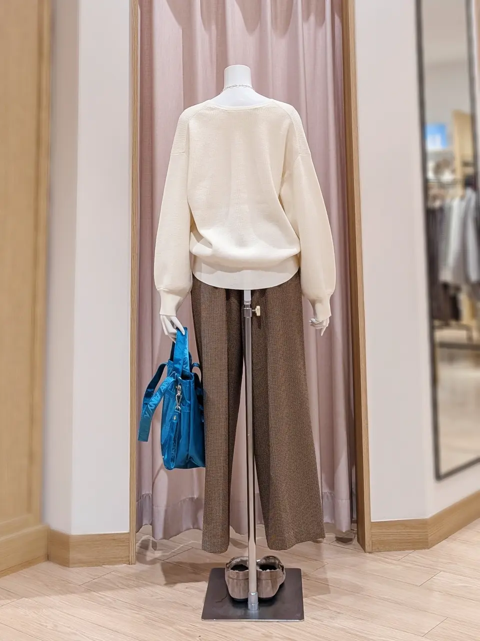 ANY 岩田 コーディネート画像