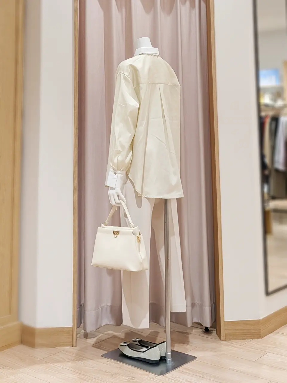 ANY SIS 岩田 コーディネート画像