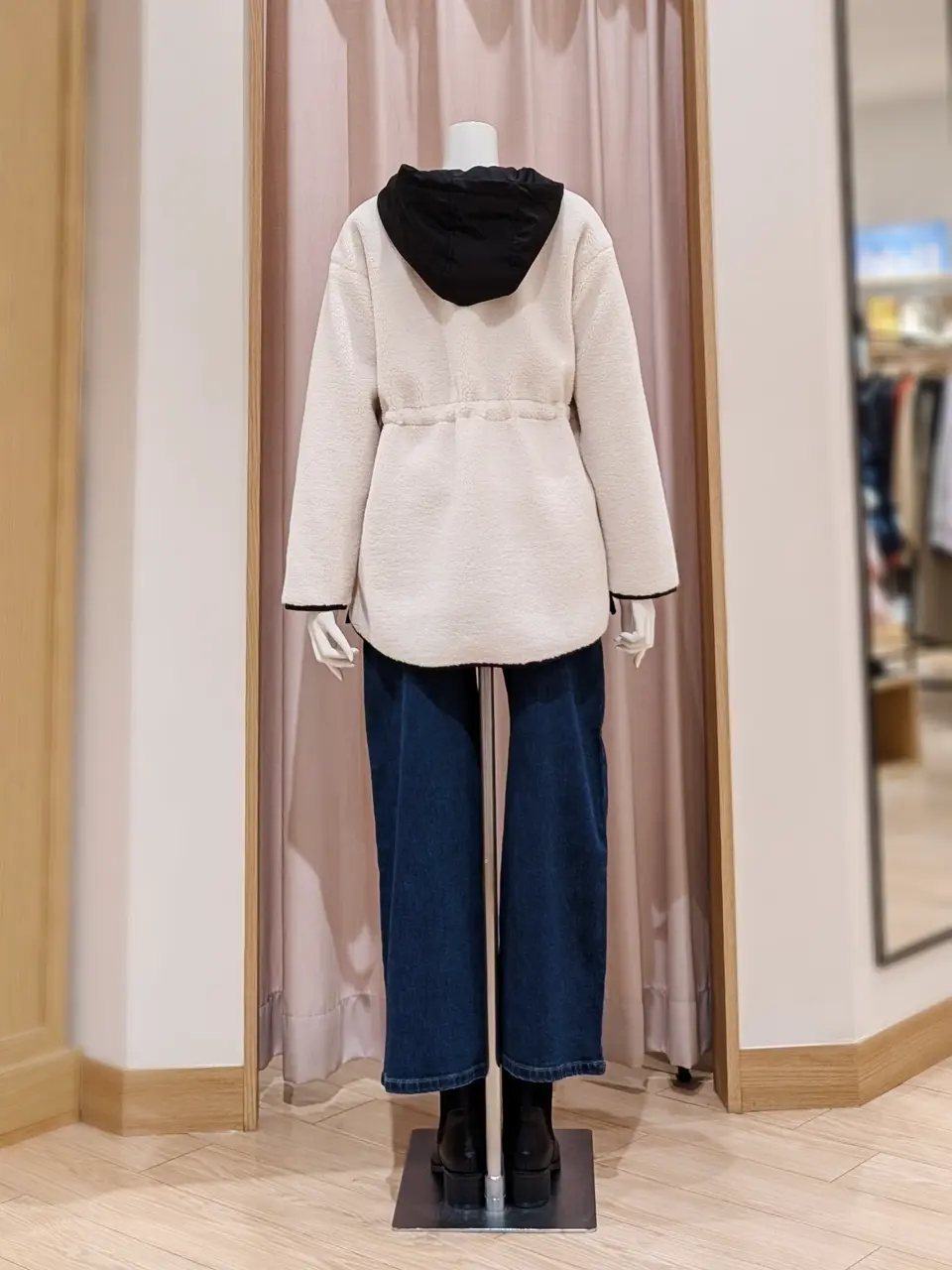 ANY 岩田 コーディネート画像