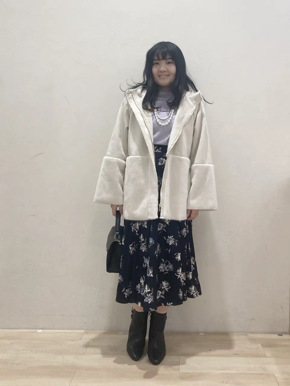 ANY SIS 川根　彩 コーディネート画像