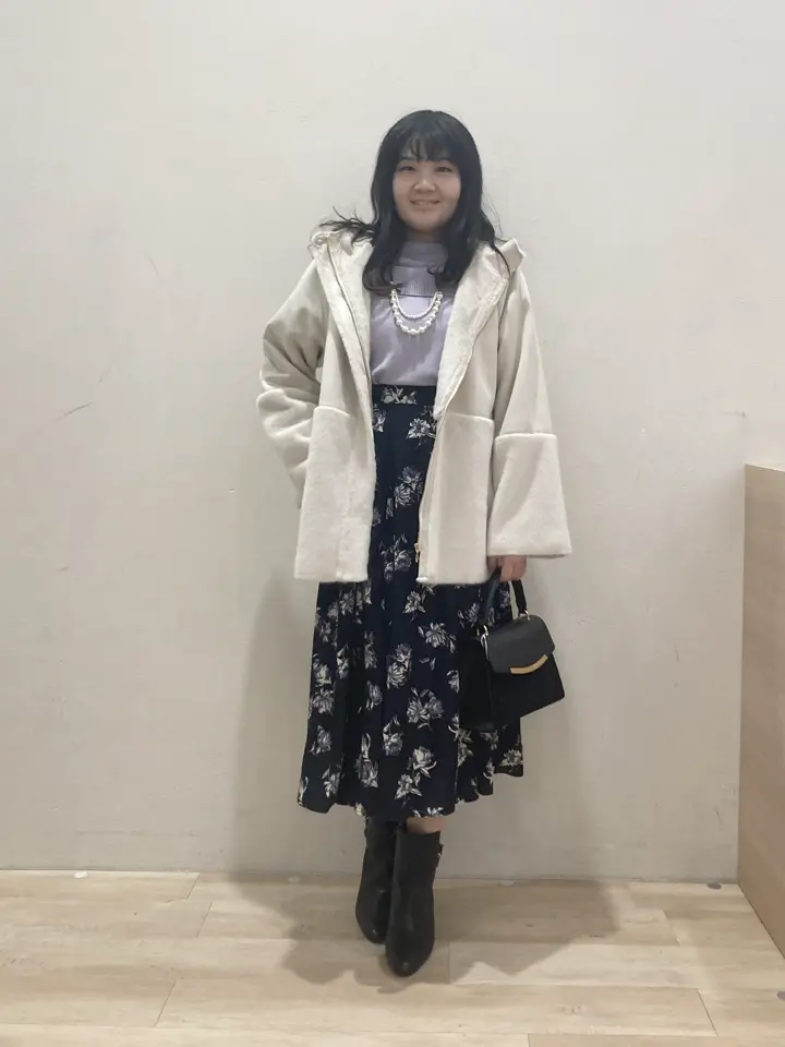 ANY SIS 川根　彩 コーディネート画像