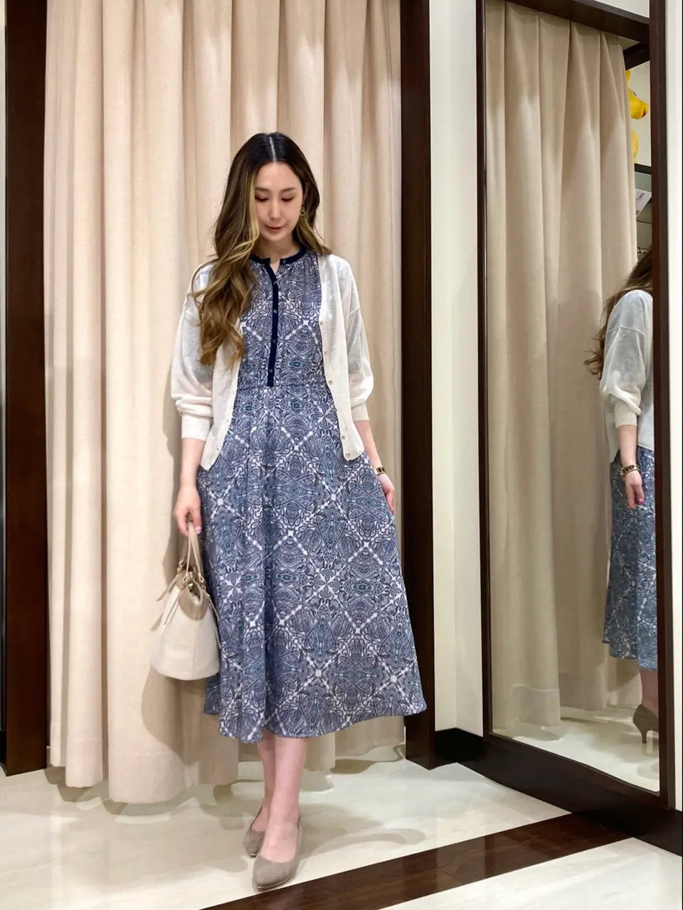 ANY SIS STAFF コーディネート画像