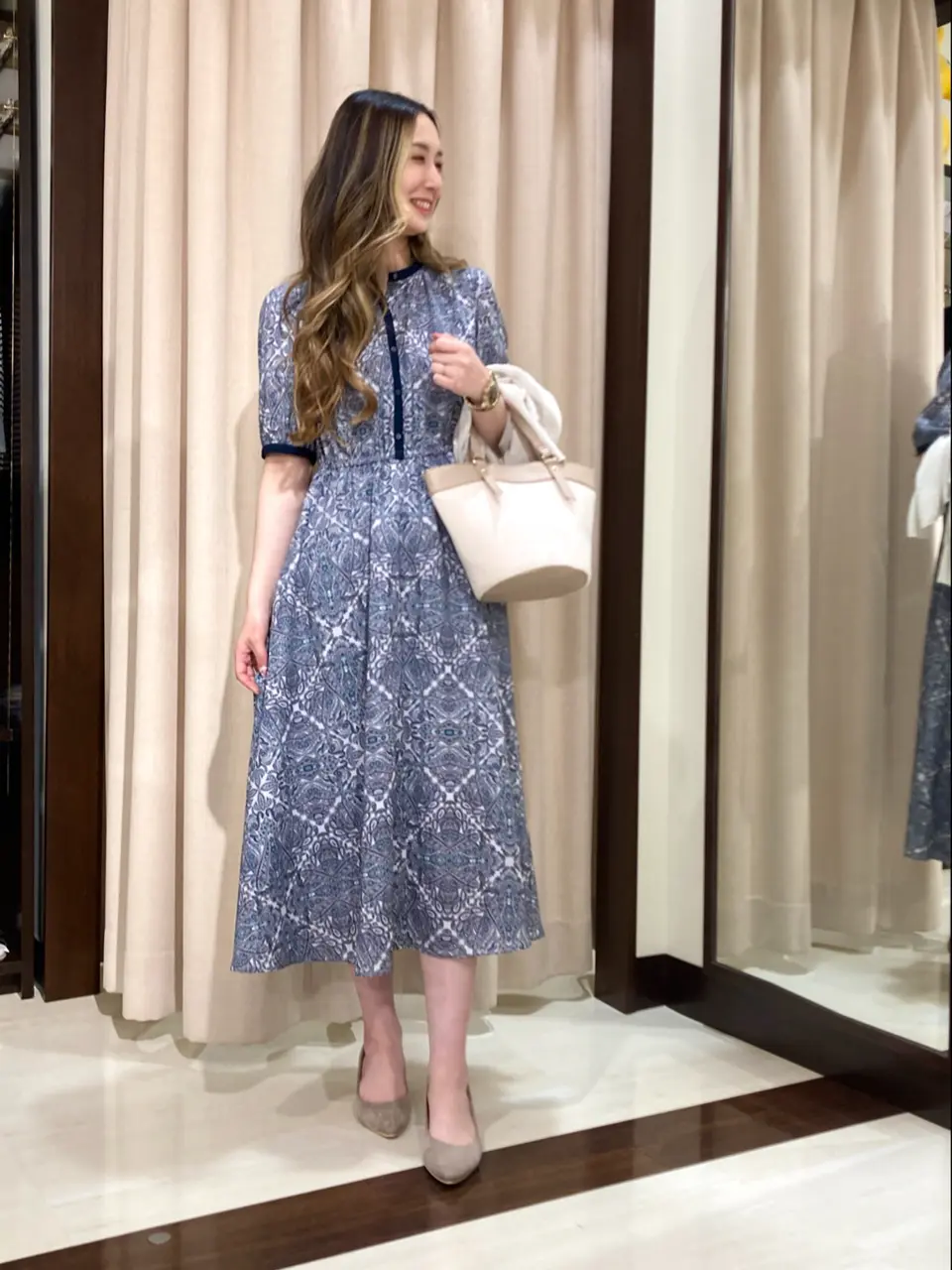 ANY SIS STAFF コーディネート画像