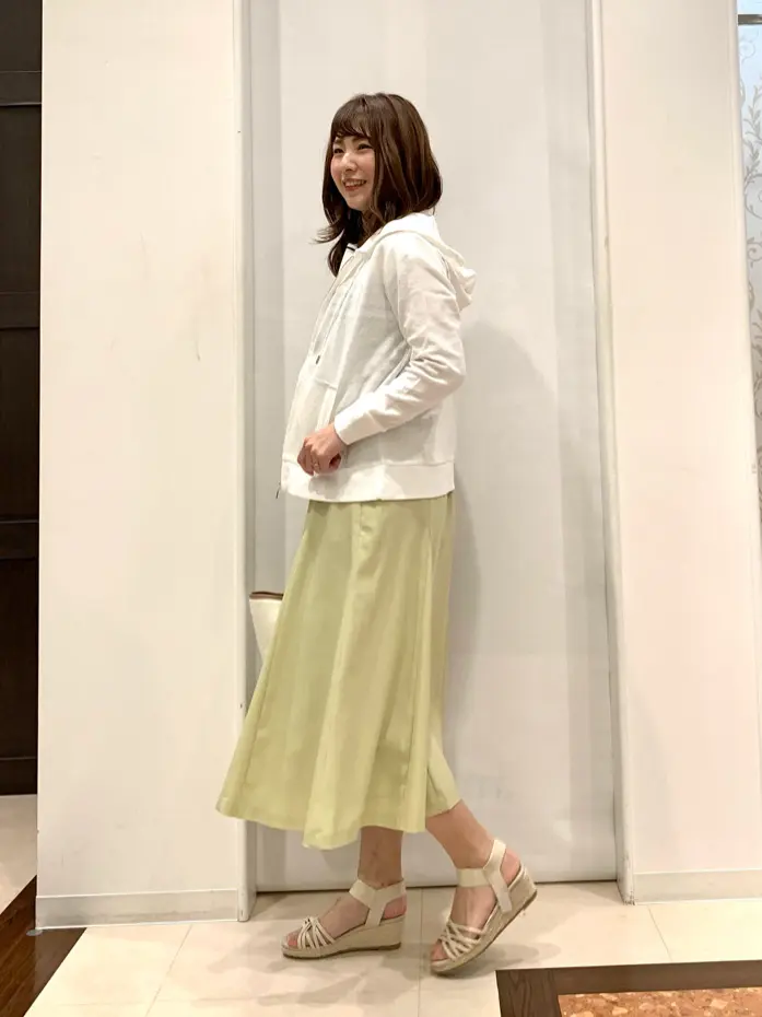 ANY SIS 横田 コーディネート画像