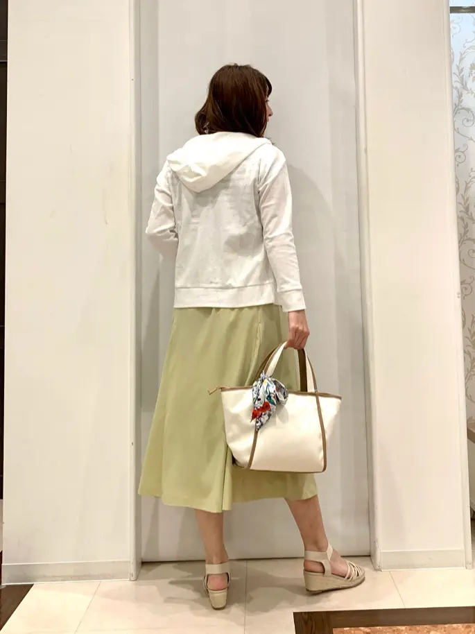 ANY SIS 横田 コーディネート画像