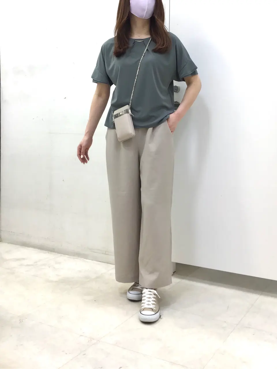 ANY SIS スタッフ コーディネート画像