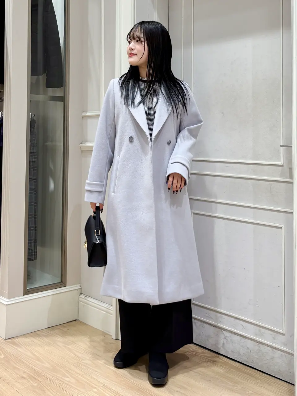 ANY SIS erika コーディネート画像