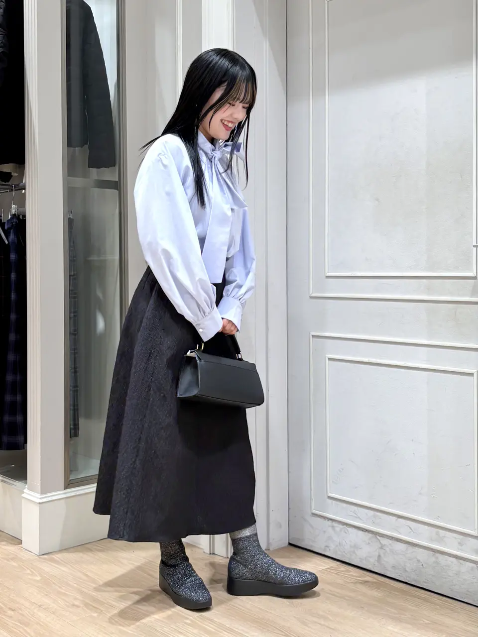 ANY SIS erika コーディネート画像