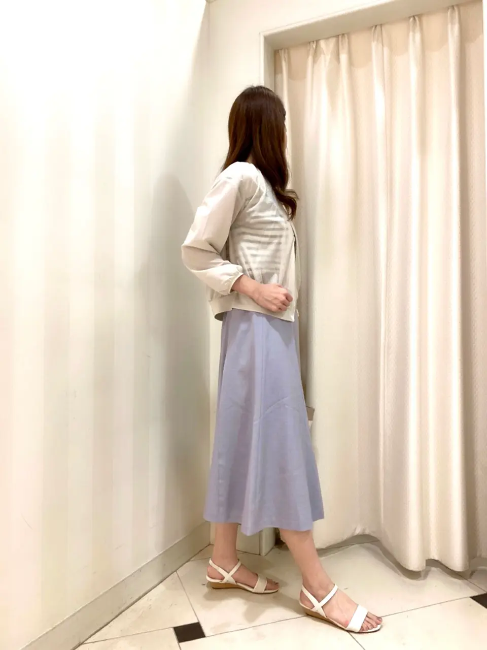 ANY SIS 金井 コーディネート画像