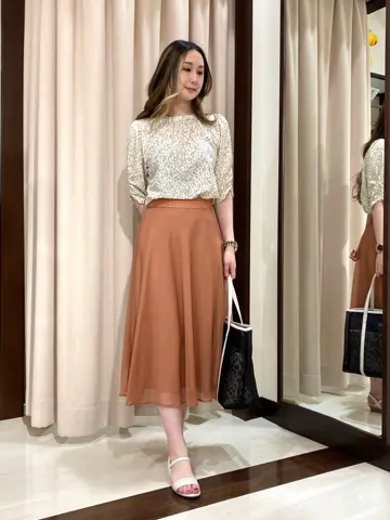 ANY SIS STAFF コーディネート画像