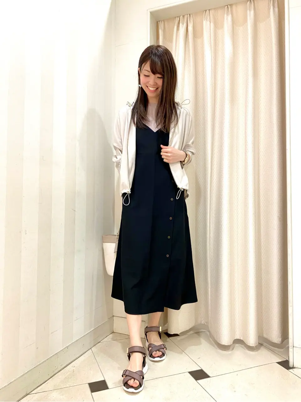 ANY SIS 金井 コーディネート画像