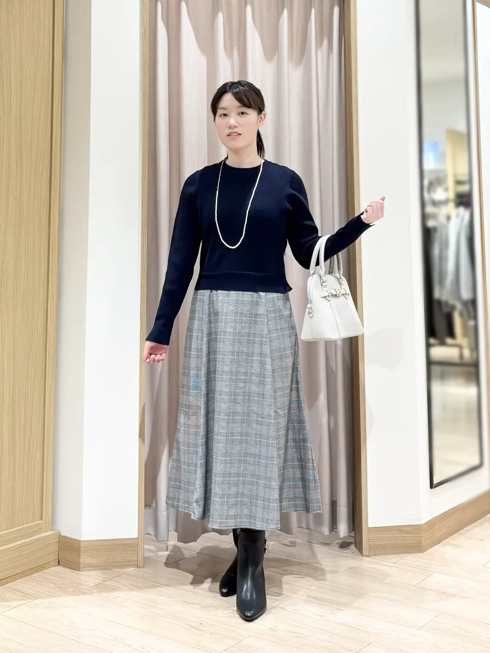 ANY SIS 濱口 コーディネート画像