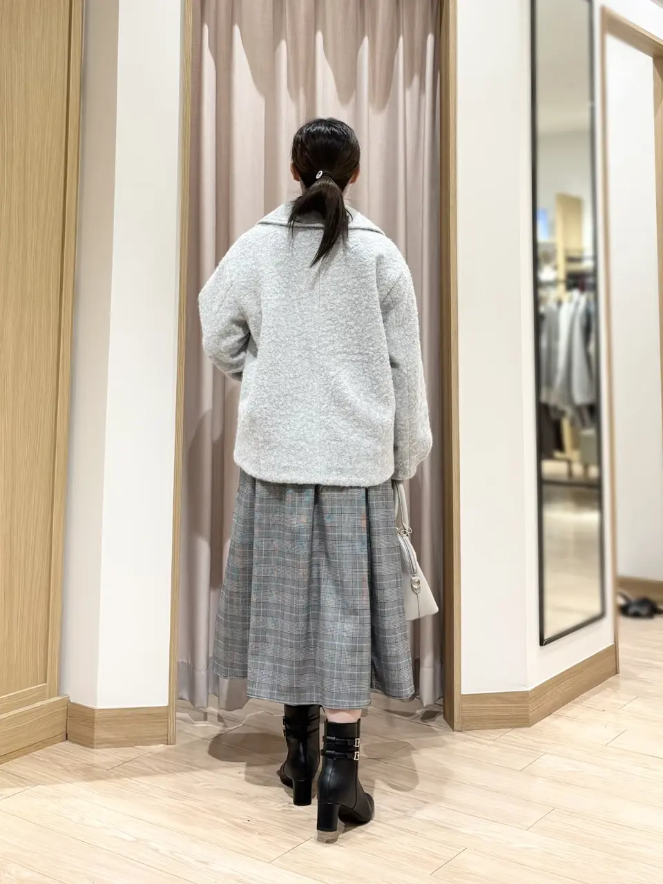 ANY SIS 濱口 コーディネート画像