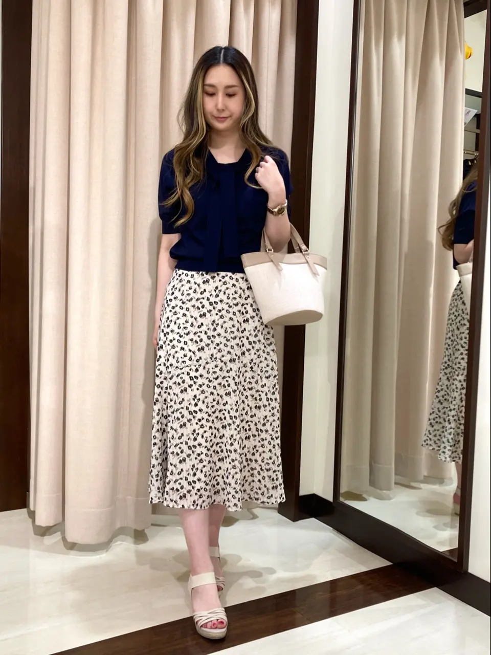 ANY SIS STAFF コーディネート画像