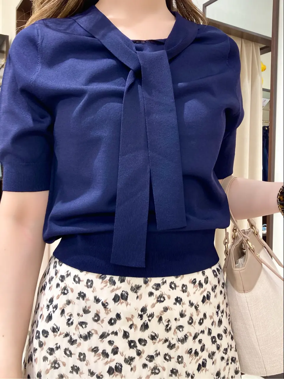 ANY SIS STAFF コーディネート画像